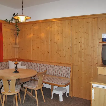 Haus Tannheim 325W
